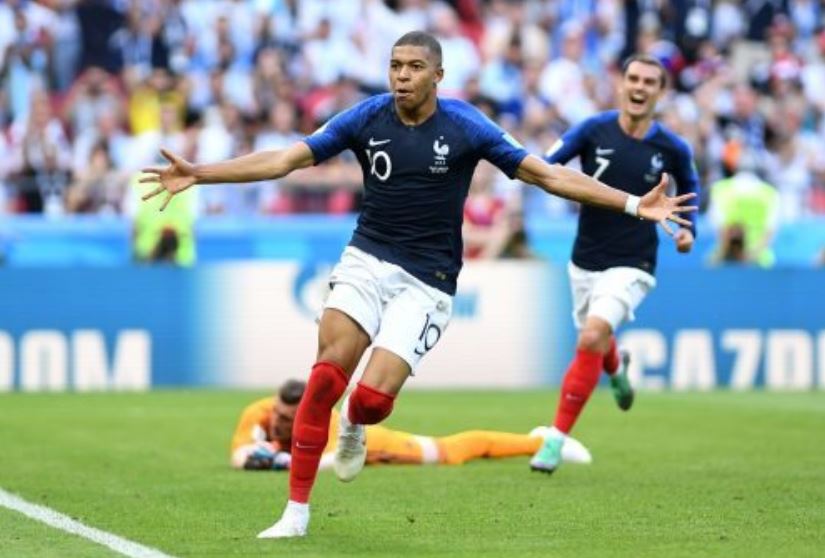 フランス対アルゼンチン結果 決勝t第一試合は壮絶な点の奪い合い